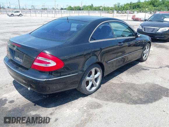 2005 Mercedes-Benz CLK 320 with VIN WDBTJ65J25F141718, listed as a IAAI auction lot 42226579 with 158,820 mi miles and . Bid and sale history available at carsss.com. Image 4.