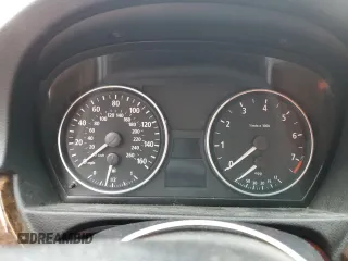 2006 BMW 3 Series 325i z VIN WBAVB13506KX39313, wystawiony jako Copart lot #56875025 z przebiegiem Nie podano mil oraz Szkoda całkowita • Salvage title. Historia ofert i sprzedaży dostępna na DreamBid. Obrazek 9.