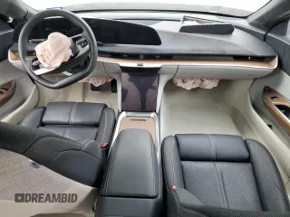 2022 Lucid Air Grand Touring z VIN 50EA1GBA9NA004271, wystawiony jako Copart lot #46615513 z przebiegiem Nie podano mil oraz Szkody całkowita. Historia ofert i sprzedaży dostępna na DreamBid. Obrazek 8.