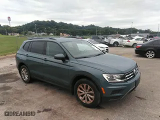 2019 Volkswagen Tiguan S with VIN 3VV1B7AXXKM121963, listed as a IAAI auction lot 40076115 with 167,540 mi miles. Bid and sale history available at carsss.com. Image 1.
