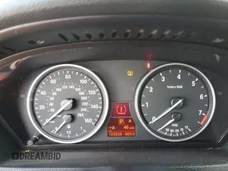 2008 BMW X5 3.0si with VIN 5UXFE43588L030785, listed as a Copart auction lot 46093105 with 122,328 mi miles and Salvage Title. Bid and sale history available at carsss.com. Image 9.