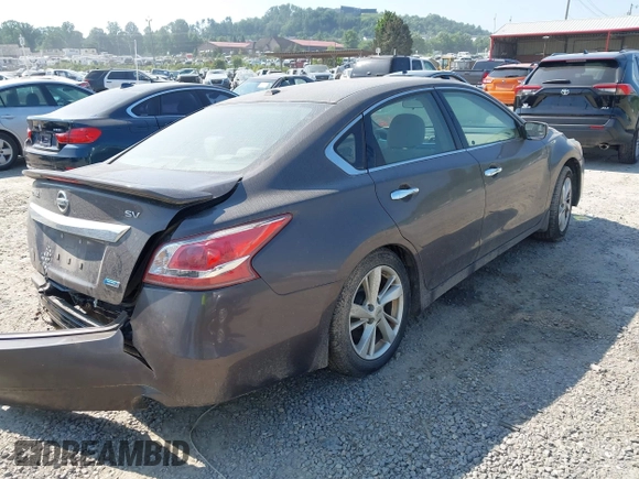 2013 Nissan Altima SV with VIN 1N4AL3AP9DC912306, listed as a IAAI auction lot 42547455 with 184,854 mi miles and . Bid and sale history available at DreamBid. Image 4.