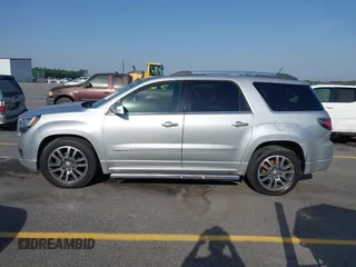 2014 GMC Acadia Denali z VIN 1GKKVTKD3EJ335609, wystawiony jako IAAI lot #42274757 z przebiegiem 174 425 mil mil oraz . Historia ofert i sprzedaży dostępna na DreamBid. Obrazek 14.