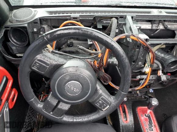 2018 Jeep Wrangler JK Unlimited Sahara with VIN 1C4BJWEG3JL918792, listed as a Copart auction lot 84415624 with 0 mi miles and Clean Title. Bid and sale history available at carsss.com. Image 9.