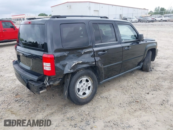 2008 Jeep Patriot Sport with VIN 1J8FT28W48D772388, listed as a IAAI auction lot 42141998 with 190,229 mi miles and . Bid and sale history available at DreamBid. Image 4.