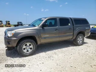 2014 Toyota Tacoma z VIN 3TMLU4EN7EM137776, wystawiony jako Copart lot #64409725 z przebiegiem 88 024 mil mil oraz Czysty tytuł • Clean title. Historia ofert i sprzedaży dostępna na DreamBid. Obrazek 1.