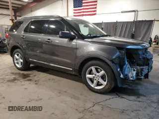 2018 Ford Explorer XLT с VIN 1FM5K7DH7JGC21530, выставлен на аукционе Copart как лот 63737465 с пробегом 89 295 миль миль и Списание • Salvage title. История ставок и продаж доступна на DreamBid. Изображение 4.