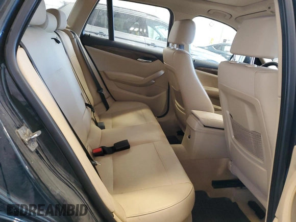 2013 BMW X1 xDrive28i z VIN WBAVL1C59DVR90212, wystawiony jako Copart lot #55884405 z przebiegiem 92 613 mil mil oraz Czysty tytuł • Clean title. Historia ofert i sprzedaży dostępna na DreamBid. Obrazek 11.