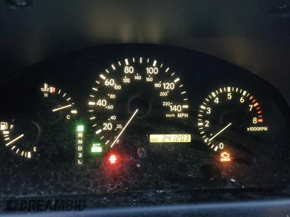 2000 Lexus RX 300 with VIN JT6HF10U6Y0138235, listed as a Copart auction lot 82230484 with 241,203 mi miles and Salvage Title. Bid and sale history available at carsss.com. Image 9.