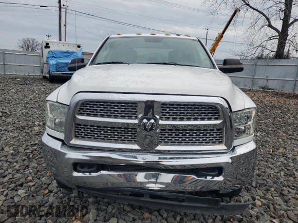 2016 Ram 3500 Tradesman z VIN 3C63RRGL0GG137623, wystawiony jako Copart lot #84198734 z przebiegiem 119 659 mil mil oraz Czysty tytuł • Clean title. Historia ofert i sprzedaży dostępna na DreamBid. Obrazek 5.