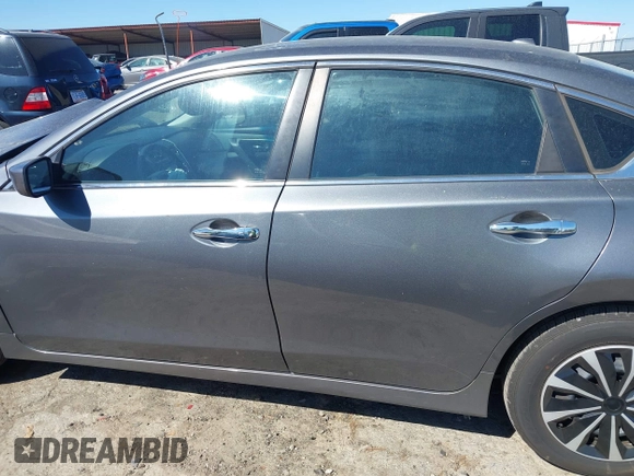 2015 Nissan Altima S with VIN 1N4AL3AP2FN345623, listed as a IAAI auction lot 41899319 with 350,211 mi miles and . Bid and sale history available at carsss.com. Image 15.