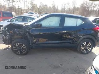 2019 Nissan Kicks SR z VIN 3N1CP5CU4KL491184, wystawiony jako IAAI lot #41260915 z przebiegiem 79 554 mil mil oraz . Historia ofert i sprzedaży dostępna na DreamBid. Obrazek 15.