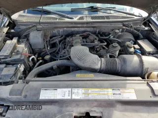 1999 Ford Expedition XLT z VIN 1FMPU18L5XLB51556, wystawiony jako Copart lot #49698855 z przebiegiem 194 898 mil mil oraz Szkoda całkowita • Salvage title. Historia ofert i sprzedaży dostępna na DreamBid. Obrazek 12.
