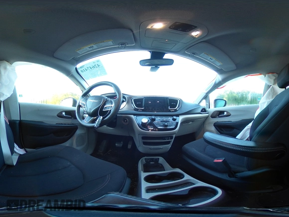 2017 Chrysler Pacifica Touring with VIN 2C4RC1DG4HR770716, listed as a IAAI auction lot 42647418 with 75,958 mi miles and . Bid and sale history available at DreamBid. Image 18.