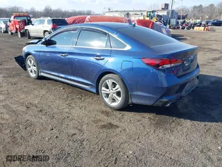 2019 Hyundai Sonata Sport with VIN 5NPE34AFXKH792154, listed as a IAAI auction lot 41328069 with 68,504 mi miles. Bid and sale history available at carsss.com. Image 3.