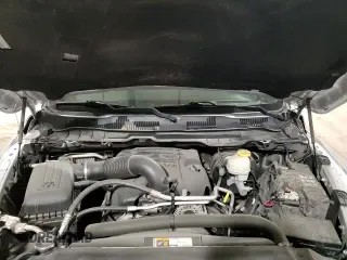 2018 Ram 1500 Big Horn z VIN 1C6RR7TTXJS157673, wystawiony jako Copart lot #53815525 z przebiegiem 114 862 mil mil oraz Szkoda całkowita • Salvage title. Historia ofert i sprzedaży dostępna na DreamBid. Obrazek 13.