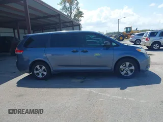 2014 Toyota Sienna L with VIN 5TDZK3DC2ES493997, listed as a IAAI auction lot 41996586 with 192,297 mi miles. Bid and sale history available at carsss.com. Image 13.