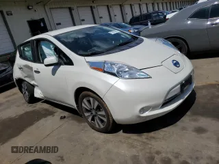 2015 Nissan LEAF SV with VIN 1N4AZ0CP0FC315123, listed as a Copart auction lot 61281063 with 47,962 mi miles. Bid and sale history available at carsss.com. Image 4.