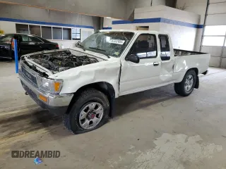 1991 Toyota Pickup с VIN JT4RN13P5M6028497, выставлен на аукционе Copart как лот 52332455 с пробегом 151 274 миль миль и Списание • Salvage title. История ставок и продаж доступна на DreamBid. Изображение 1.