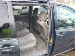 2010 Toyota Sienna CE with VIN 5TDKK4CC2AS307622, listed as a IAAI auction lot 41829193 with 189,107 mi miles. Bid and sale history available at carsss.com. Image 8.