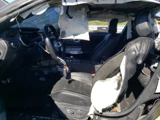 2019 Ford Mustang GT z VIN 1FA6P8CF2K5120723, wystawiony jako Copart lot #57516505 z przebiegiem Nie podano mil oraz Szkody całkowita. Historia ofert i sprzedaży dostępna na DreamBid. Obrazek 7.