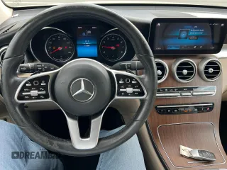 2020 Mercedes-Benz GLC 300 z VIN WDC0G8DB3LF732365, wystawiony jako Copart lot #60939255 z przebiegiem 111 547 mil mil oraz Czysty tytuł • Clean title. Historia ofert i sprzedaży dostępna na DreamBid. Obrazek 7.