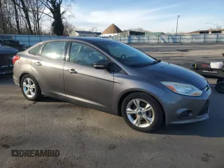 2014 Ford Focus SE with VIN 1FADP3F28EL228637, listed as a Copart auction lot 86216274 with 137,617 mi miles and Clean Title. Bid and sale history available at carsss.com. Image 4.