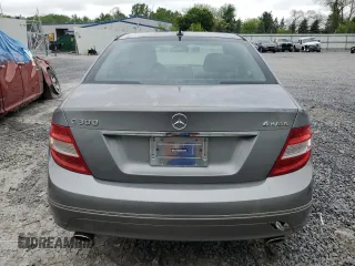 2009 Mercedes-Benz C 300 Sport z VIN WDDGF81X49R060255, wystawiony jako Copart lot #59000145 z przebiegiem Nie podano mil oraz Czysty tytuł • Clean title. Historia ofert i sprzedaży dostępna na DreamBid. Obrazek 6.