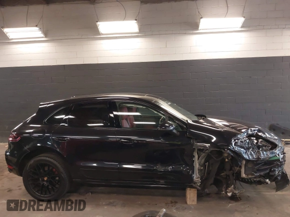 2017 Porsche Macan GTS with VIN WP1AG2A55HLB55979, listed as a IAAI auction lot 39727222 with 112,456 mi miles and . Bid and sale history available at carsss.com. Image 14.