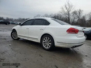 2012 Volkswagen Passat SEL with VIN 1VWCP7A37CC068273, listed as a Copart auction lot 84088624 with 70,672 mi miles and Salvage Title. Bid and sale history available at carsss.com. Image 2.