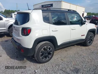 2023 Jeep Renegade Trailhawk with VIN ZACNJDC18PPP66512, listed as a IAAI auction lot 42608005 with 39,351 mi miles and . Bid and sale history available at DreamBid. Image 4.