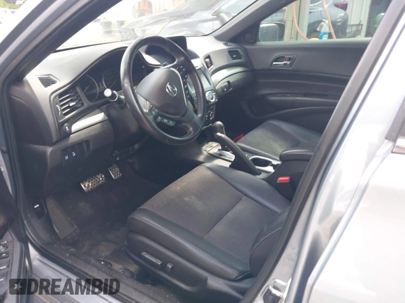 2016 Acura ILX Premium with VIN 19UDE2F82GA001510, listed as a IAAI auction lot 42179410 with 135,408 mi miles and . Bid and sale history available at DreamBid. Image 5.