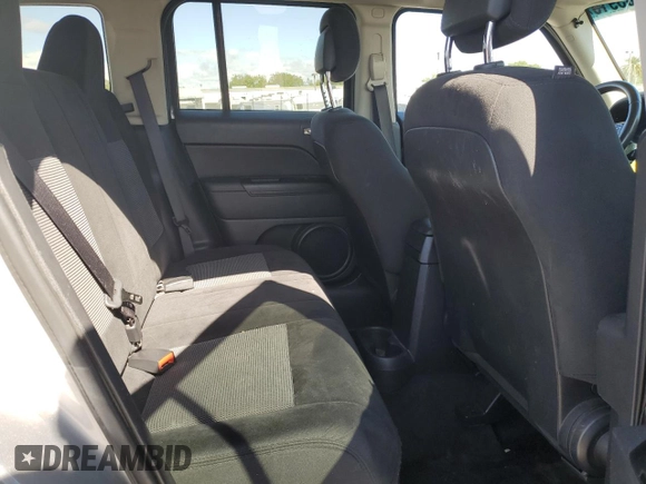 2017 Jeep Patriot Latitude с VIN 1C4NJPFB1HD184132, выставлен на аукционе Copart как лот 56505915 с пробегом 143 841 миль миль и Списание • Salvage title. История ставок и продаж доступна на DreamBid. Изображение 11.