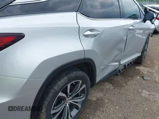 2017 Lexus RX 350 z VIN 2T2BZMCA9HC124727, wystawiony jako IAAI lot #42580173 z przebiegiem 106 749 mil mil oraz . Historia ofert i sprzedaży dostępna na DreamBid. Obrazek 22.
