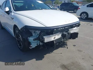 2024 Hyundai Sonata SEL z VIN KMHL14JA6RA426688, wystawiony jako IAAI lot #42290797 z przebiegiem 430 mil mil oraz . Historia ofert i sprzedaży dostępna na DreamBid. Obrazek 18.