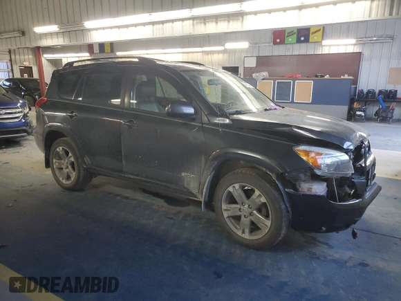 2008 Toyota RAV4 Sport with VIN JTMBK32V886033785, listed as a Copart auction lot 84535404 with 161,889 mi miles and Salvage Title. Bid and sale history available at carsss.com. Image 4.