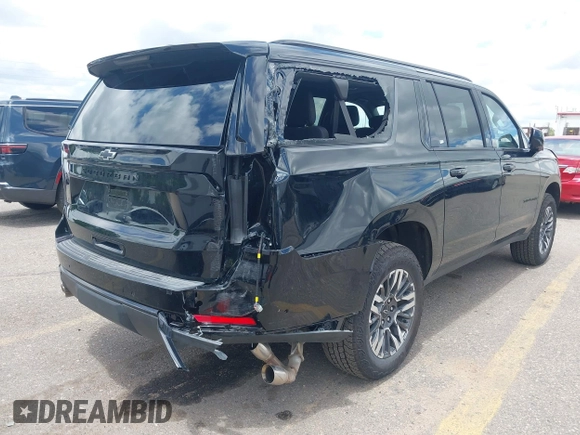 2025 Chevrolet Suburban Z71 z VIN 1GNS6DRD3SR228259, wystawiony jako IAAI lot #42381761 z przebiegiem 3 891 mil mil oraz . Historia ofert i sprzedaży dostępna na DreamBid. Obrazek 6.