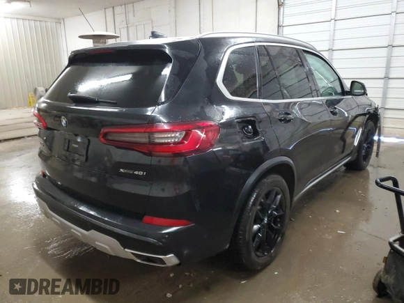2019 BMW X5 xDrive40i z VIN 5UXCR6C57KLK88824, wystawiony jako Copart lot #47605315 z przebiegiem 154 364 mil mil oraz Szkoda całkowita • Salvage title. Historia ofert i sprzedaży dostępna na DreamBid. Obrazek 3.