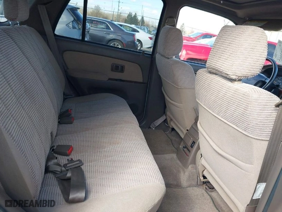 1998 Toyota 4Runner SR5 with VIN JT3HN86RXW0187219, listed as a IAAI auction lot 41993665 with 152,008 mi miles. Bid and sale history available at carsss.com. Image 8.