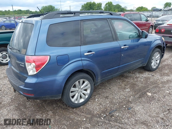 2011 Subaru Forester X Premium z VIN JF2SHACC3BH720685, wystawiony jako IAAI lot #42316944 z przebiegiem 209 901 mil mil oraz . Historia ofert i sprzedaży dostępna na DreamBid. Obrazek 4.