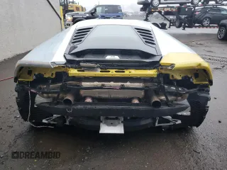 2020 Lamborghini Huracan z VIN ZHWUF5ZF6LLA14566, wystawiony jako Copart lot #84107514 z przebiegiem 10 503 mil mil oraz Szkody całkowita. Historia ofert i sprzedaży dostępna na DreamBid. Obrazek 6.