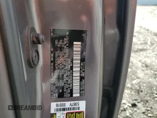 2011 Toyota Sienna XLE z VIN 5TDDK3DCXBS014134, wystawiony jako Copart lot #55124725 z przebiegiem 193 629 mil mil oraz Szkoda całkowita • Salvage title. Historia ofert i sprzedaży dostępna na DreamBid. Obrazek 13.