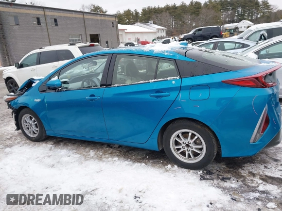2017 Toyota Prius Plus with VIN JTDKARFP2H3033770, listed as a IAAI auction lot 41554723 with 58,020 mi miles and . Bid and sale history available at DreamBid. Image 15.