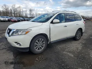 2015 Nissan Pathfinder Platinum with VIN 5N1AR2MM8FC656176, listed as a Copart auction lot 49462815 with 110,773 mi miles and Salvage title. Bid and sale history available at DreamBid. Image 1.