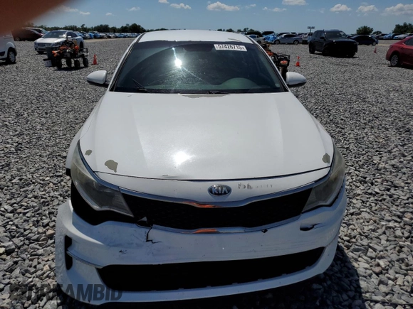 2016 Kia Optima LX z VIN 5XXGT4L33GG069924, wystawiony jako Copart lot #57426715 z przebiegiem 139 047 mil mil oraz Szkoda całkowita • Salvage title. Historia ofert i sprzedaży dostępna na DreamBid. Obrazek 5.