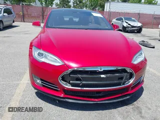 2016 Tesla Model S 90D с VIN 5YJSA1E26GF120631, выставлен на аукционе IAAI как лот 42249326 с пробегом 84 491 миль миль и . История ставок и продаж доступна на DreamBid. Изображение 6.