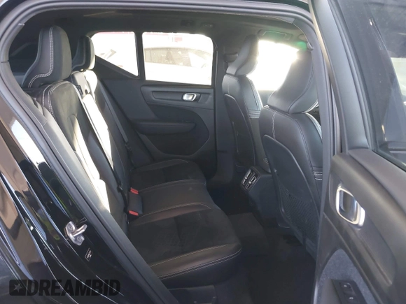 2020 Volvo XC40 R-Design с VIN YV4162UM6L2224973, выставлен на аукционе IAAI как лот 41646446 с пробегом 61 156 миль миль и . История ставок и продаж доступна на DreamBid. Изображение 8.