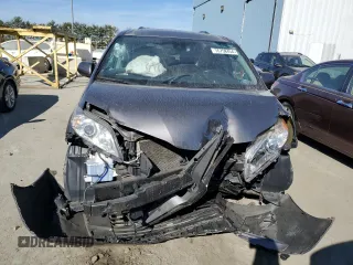 2019 Toyota Sienna XLE Auto Access Seat with VIN 5TDYZ3DCXKS973790, listed as a Copart auction lot 76758454 with 215,158 mi miles and Salvage Title. Bid and sale history available at carsss.com. Image 5.