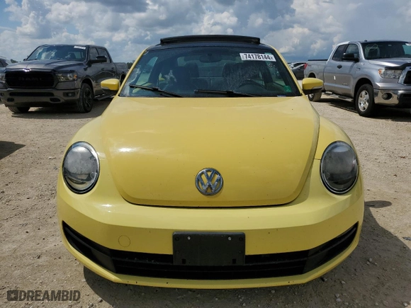 2012 Volkswagen Beetle 2.5L w/Sun/Sound/Nav PZEV with VIN 3VWJP7AT0CM637504, listed as a Copart auction lot 74178144 with 0 mi miles and Non Repairable. Bid and sale history available at carsss.com. Image 5.