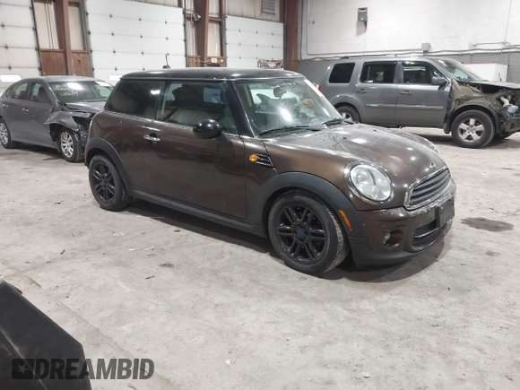 2012 MINI Hardtop with VIN WMWSU3C53CT260043, listed as a IAAI auction lot 41650247 with 180,711 mi miles and . Bid and sale history available at DreamBid. Image 1.